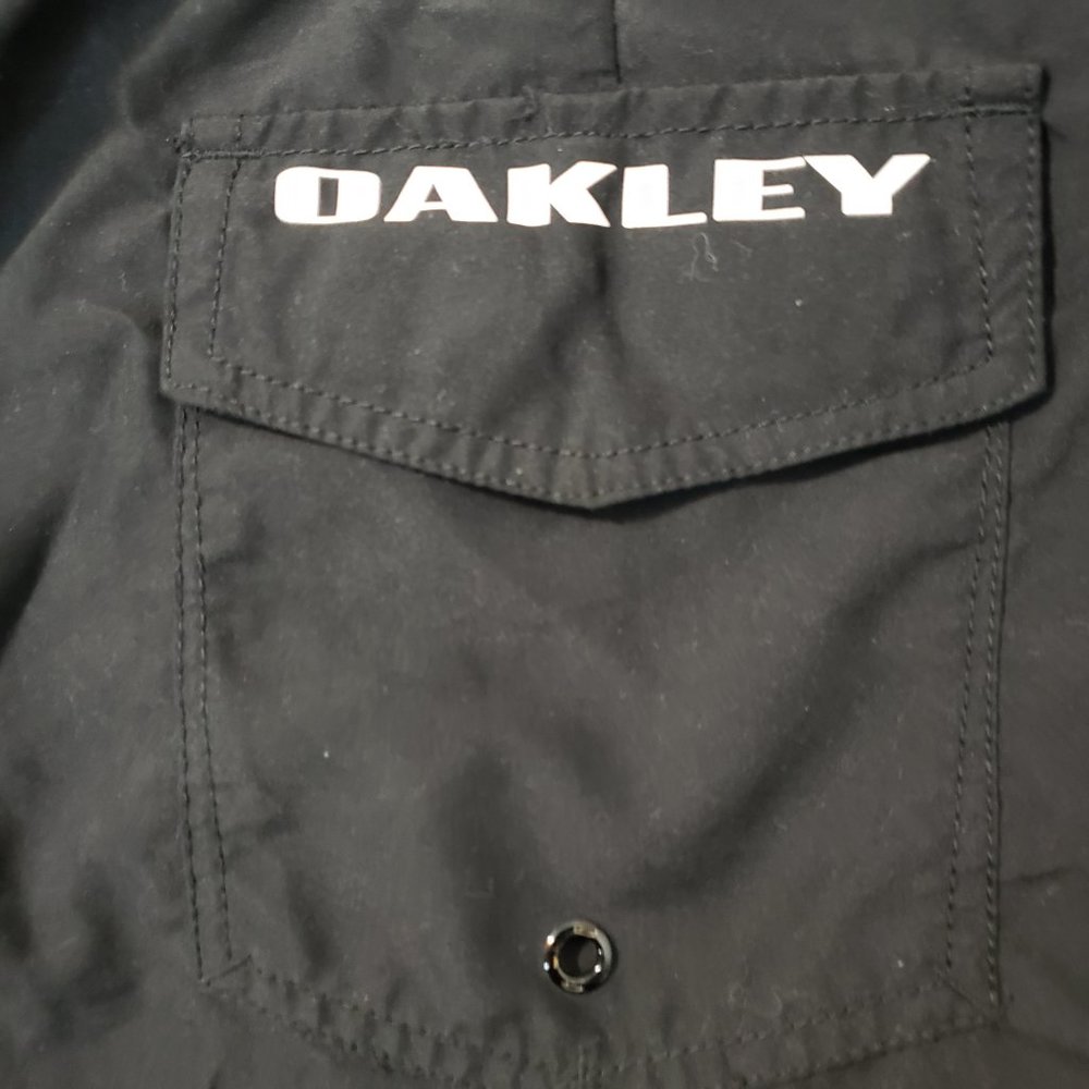Oakley Men's Board Shorts Black Retro Logo, Size 36 Drawstring - Picture 7 of 10